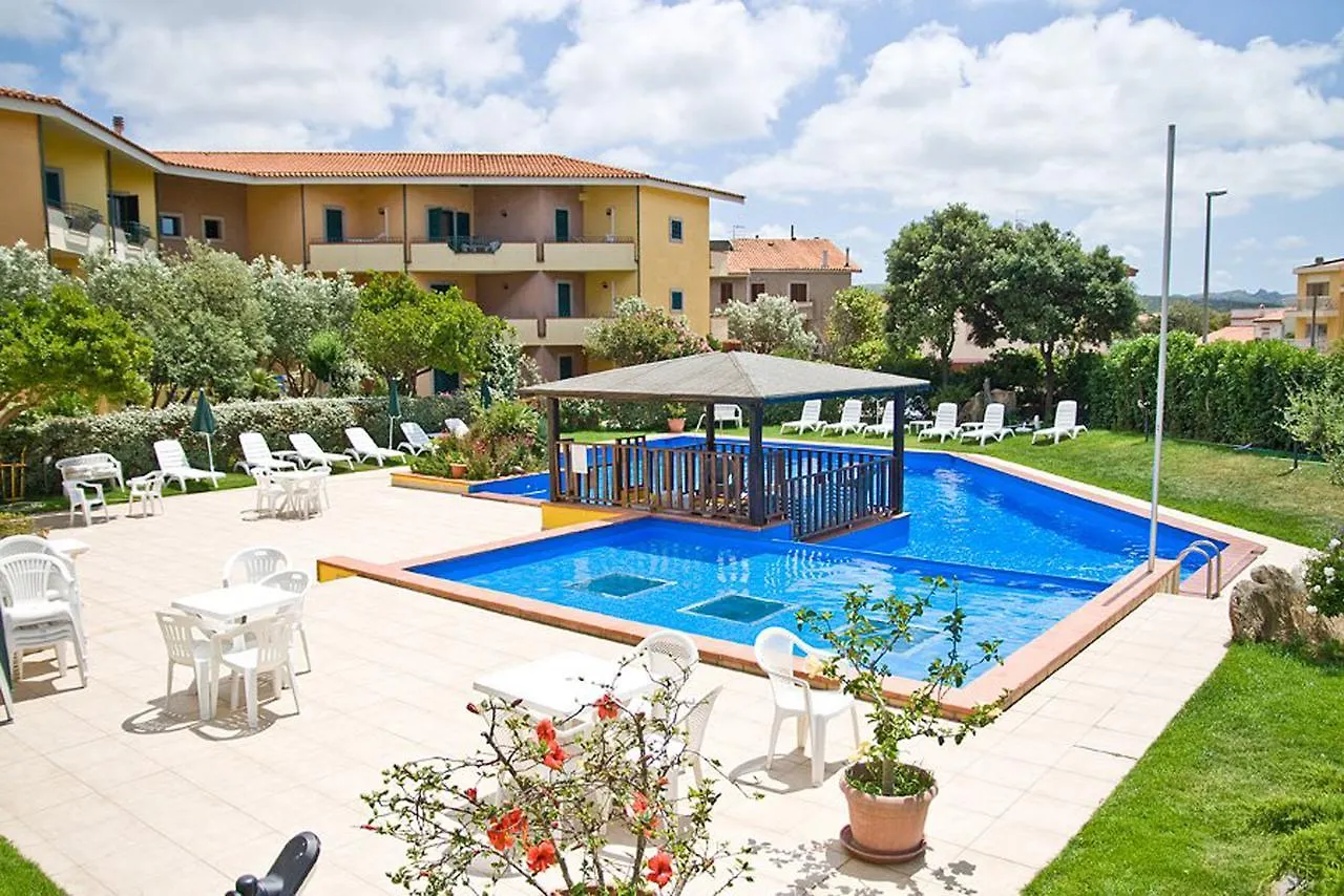 Appartamento In Complesso Con Piscina Santa Teresa Gallura 0*,  Italien